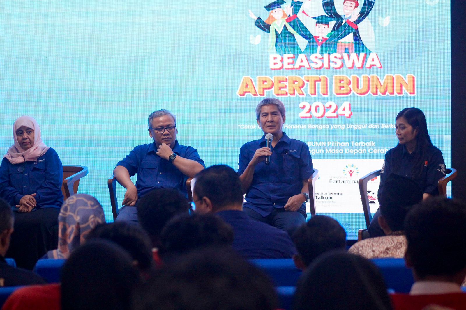 APERTI BUMN merupakan bentuk komitmen bersama dalam memberikan akses kepada seluruh lapisan masyarakat untuk menempuh pendidikan tinggi agar dapat mencetak generasi yang unggul.