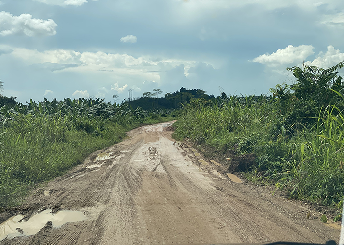 PENGASPALAN JALAN: Akses jalan menuju Kampung Bena Baru, Sambaliung bakal diaspal dengan anggaran Rp 13,4 miliar.