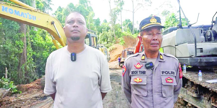 LAKUKAN PENYITAAN: Tim pengamanan PT Berau Coal dan Polres Berau melakukan penyitaan terhadap alat yang diduga digunakan untuk aktivitas tambang ilegal di kawasan konsesi PT Berau Coal.