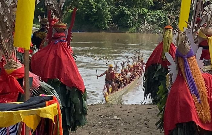 MERIAH: Bekudung Betiung yang dilaksanakan di Kampung Tumbit Dayak diyakini mampu menarik wisatawan untuk berkunjung. Selain itu, kegiatan ini juga menjadi tradisi budaya turun temurun.