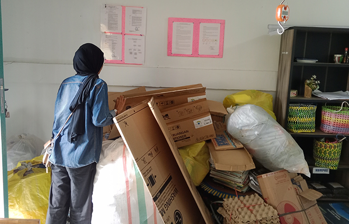 SAMPAH DLHK: Bank sampah yang dikelola DLHK Berau hingga pertengahan tahun ini sudah mencapai omzet puluhan juta.