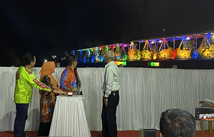 DISARANKAN JADI RTH: Sisi kosong di Dermaga Wisata Sanggam dinilai cocok dijadikan ruang terbuka bagi masyarakat menikmati Jembatan Sambaliung.