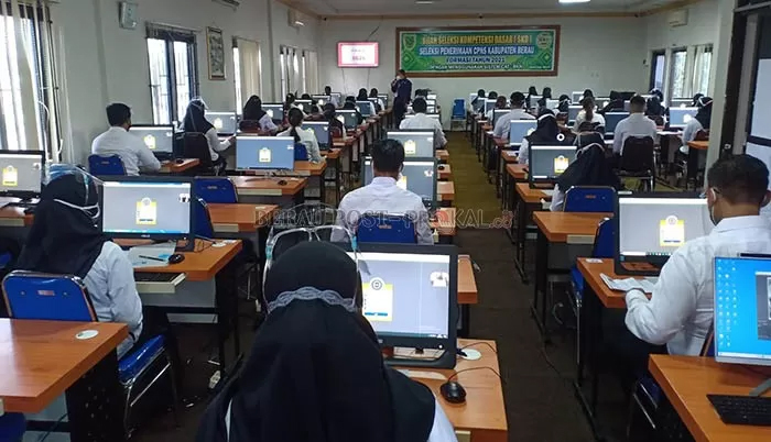 PERSIAPAN SKD: BKPSDM Berau siap laksanakan Seleksi Kompetensi Dasar (SKD) bagi 2386 peserta yang akan mengikuti tes di Berau mulai 12 November mendatang.