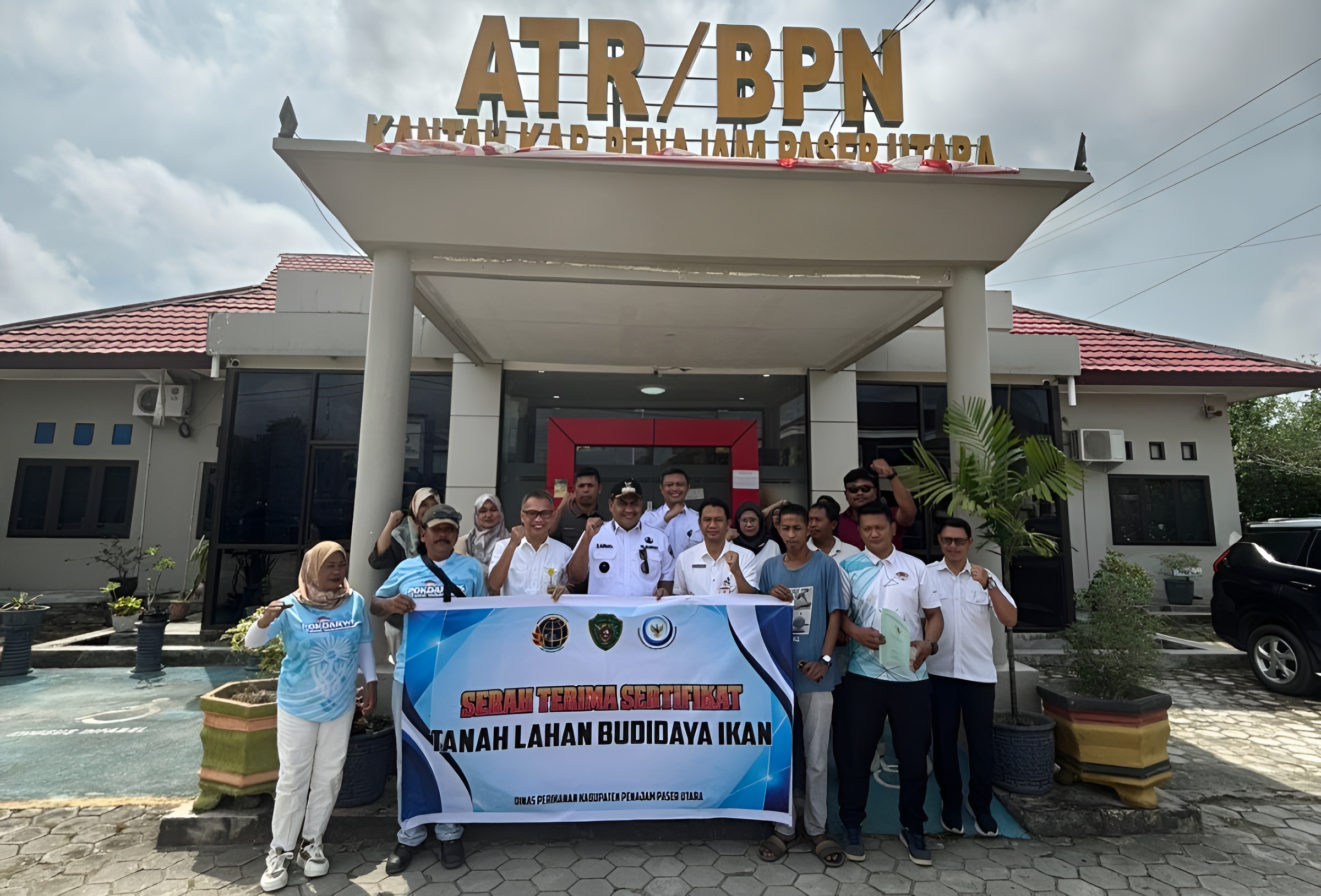 Kepala Dinas Perikanan PPU, Rozihan Azward, mengatakan, dari 30 sertifikat yang diusulkan, sebanyak 20 sertifikat telah selesai dan diserahkanSementara sisanya dalam proses penyelesaian.
