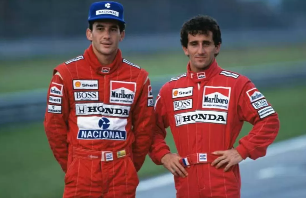 Rivalitas sengit antara Alain Prost (kanan) dan Ayrton Senna (kiri) di McLaren. (autoweek.com)