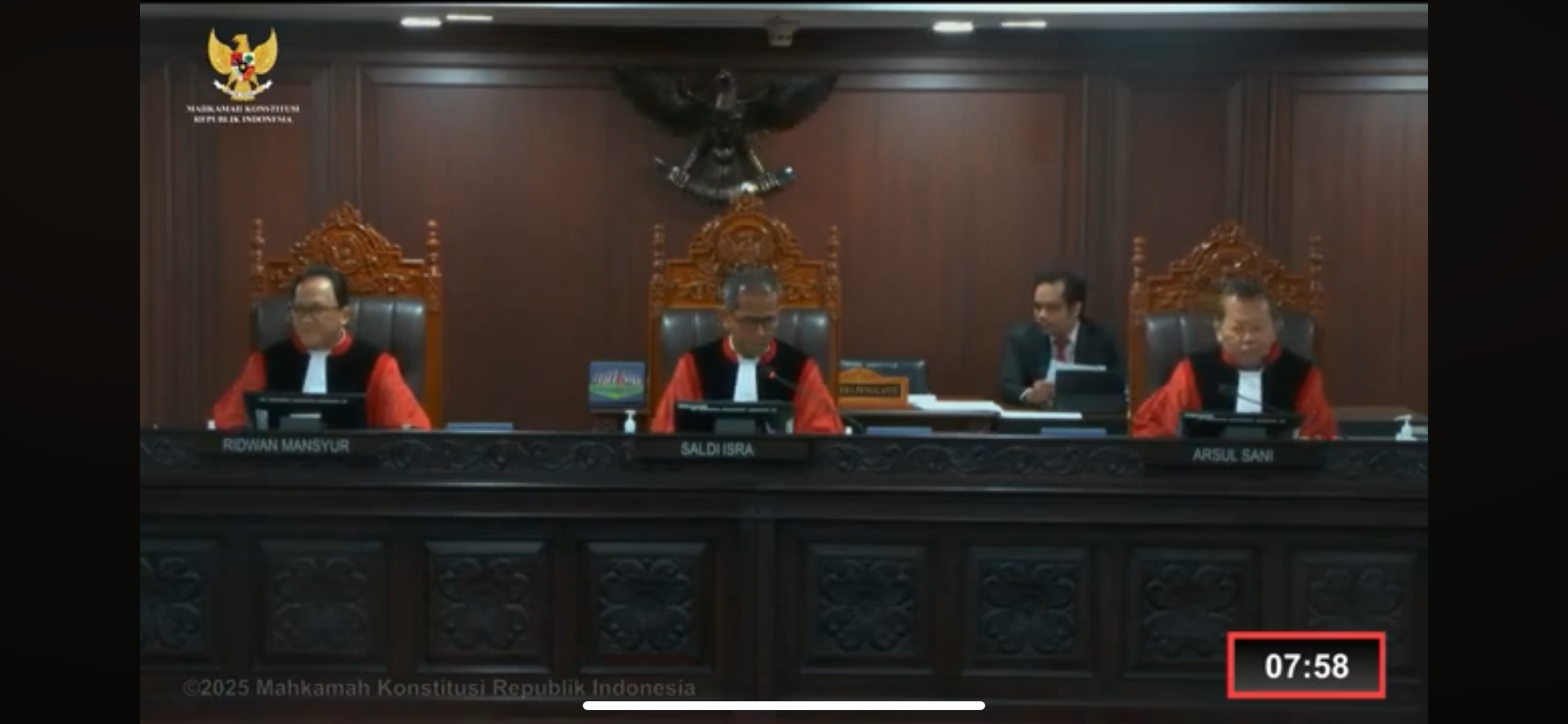 SENGKETA PILKADA: Suasana sidang kedua PHPKada Berau yang digelar di MK, kemarin (30/1). (IST)