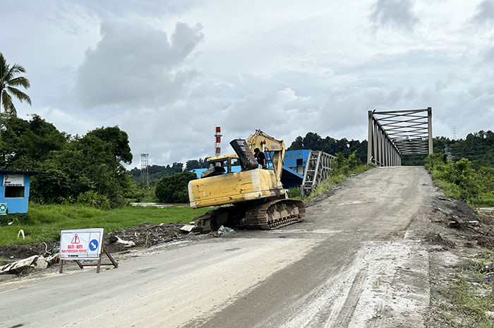 TAK BERDAMPAK: Pengerjaan Jembatan Buluh Perindu di Kabupaten Bulungan masih tetap dikerjakan meskipun adanya pemangkasan anggaran nasional.