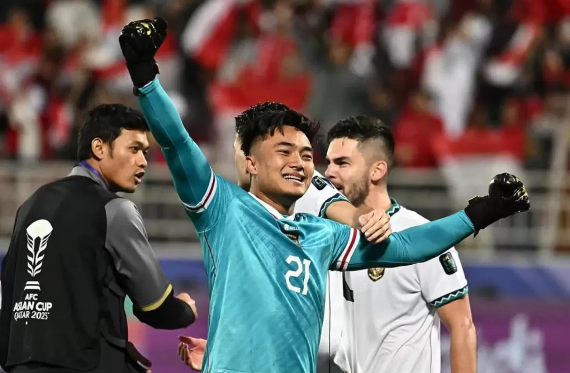 Kiper Persebaya Surabaya Ernando Ari yang dipilih Patrick Kluivert menjadi bagian dari Timnas Indonesia. (Instagram @nandoariiiss)