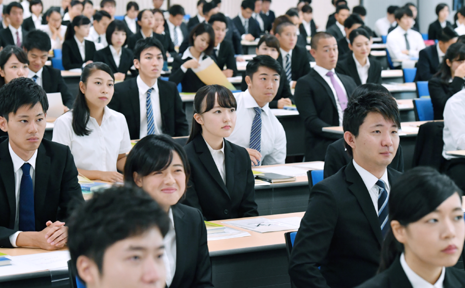 ILUSTRASI: Standar Gaji di Jepang (Freepik.com)