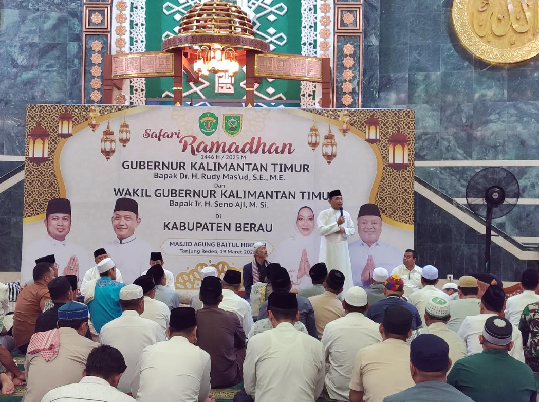 SAFARI RAMADAN: Wakil Gubernur Kaltim, Seno Aji didampingi pejabat Pemprov Kaltim melaksanakan kunjungan Safari Ramadan ke Kabupaten Berau pada Rabu (19/3). (SENO/BP)