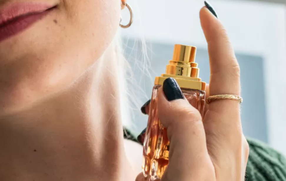 Ilustrasi, aroma parfum yang sesuai untuk seseorang berdasarkan zodiak. Freepik/ rawpixel.com