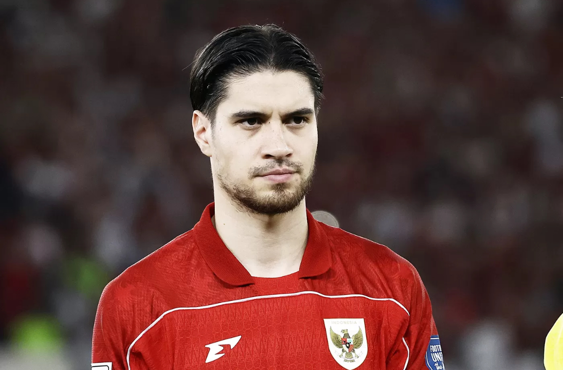 Pemain Timnas Indonesia Kevin Diks saat bertanding melawan Timnas Bahrain pada laga Grup C putaran ketiga Kualifikasi Piala Dunia 2026. (Dery Ridwansah/ JawaPos.com)