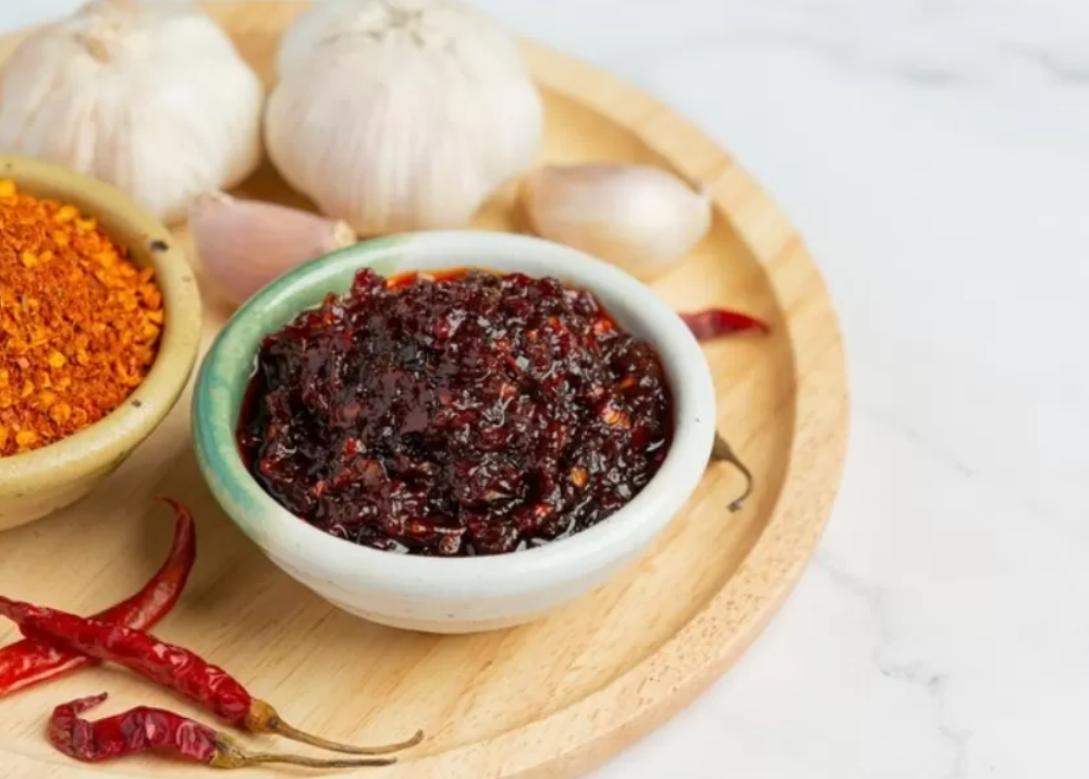 Resep sambel terasi yang mudah dibuat (Freepik)