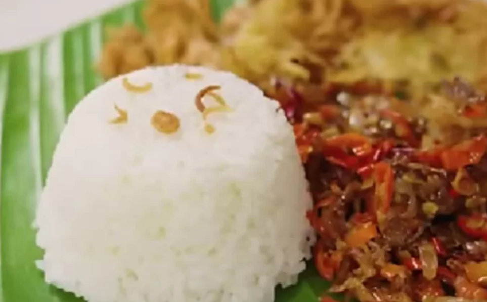Resep Telur Kribo Sambel Embe yang Enak dan Bikin Nagih. (YouTube Willgoz Kitchen)