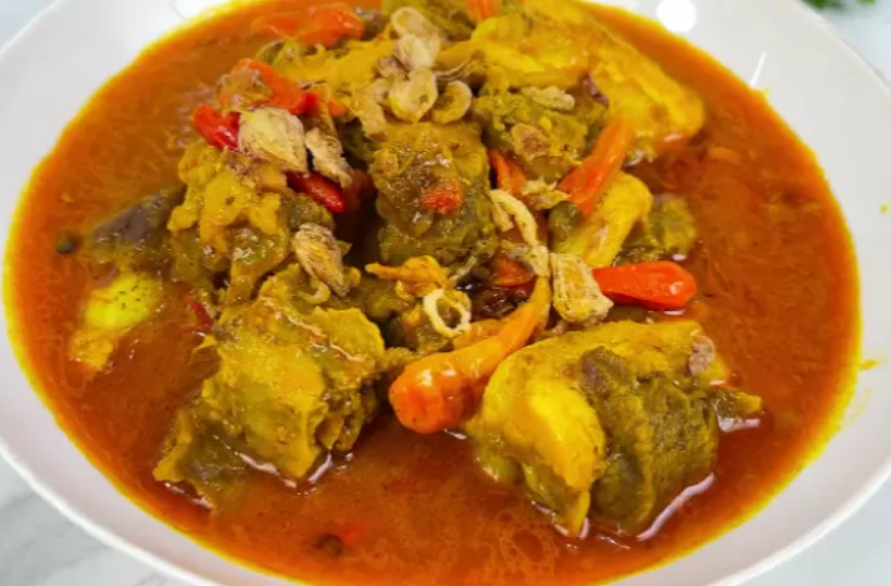 Resep Tengkleng Iga Sapi yang Enak dan Bikin Nagih (foto: YouTube Ika Mardatillah )