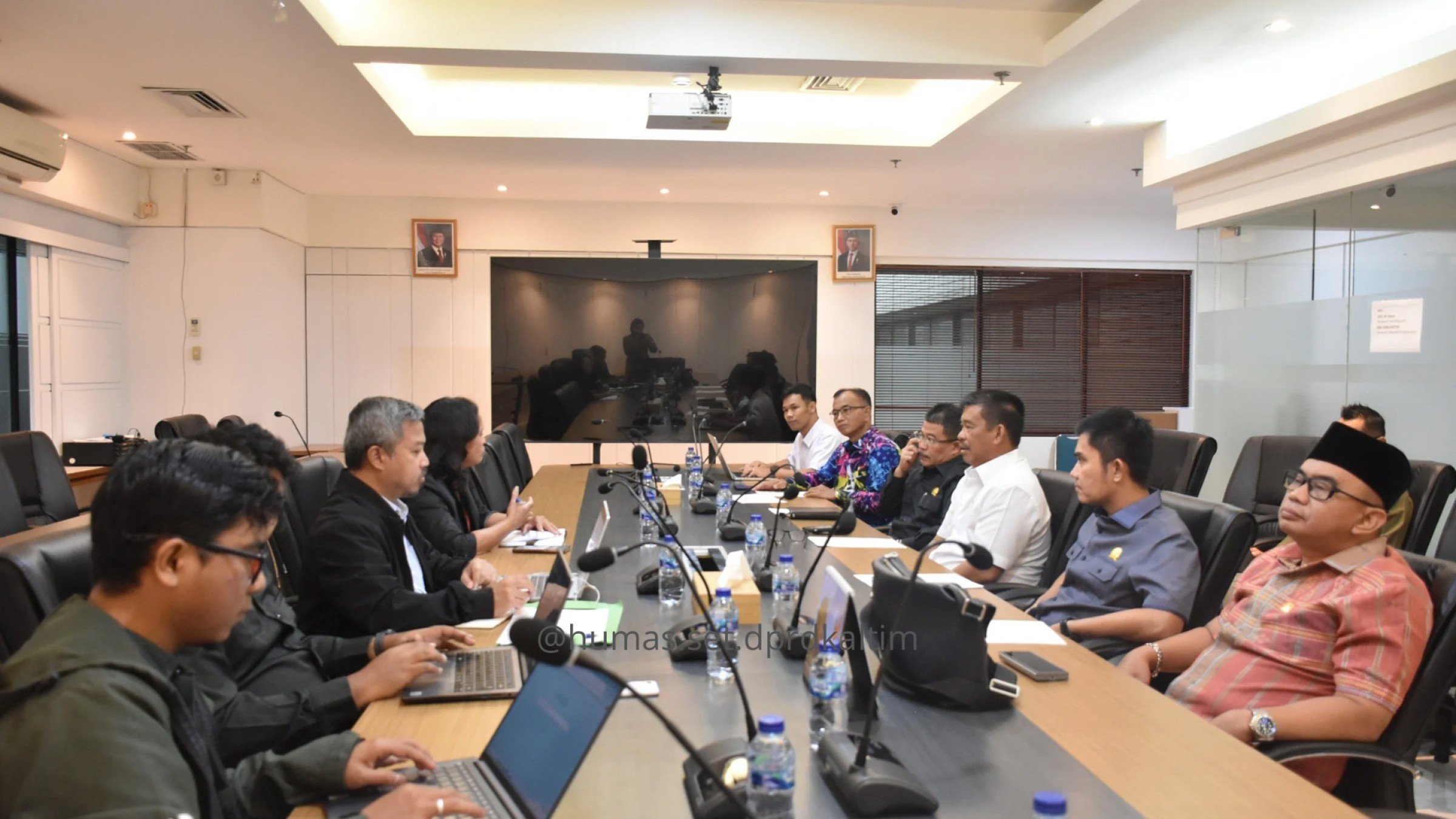 KONSULTASI: Jajaran Komisi IV DPRD Kaltim saat konsultasi ke Kemendikdasmen. (HUMAS DPRD KALTIM UNTUK DPRD BERAU)