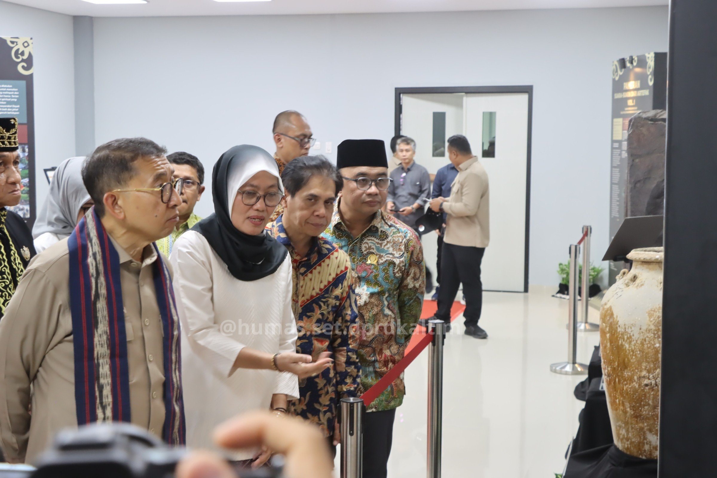 TURUT HADIR: Anggota DPRD Kaltim Fadly Imawan turut hadir dalam Peresmian Gedung BPK Wilayah XIV dan Dialog bersama Menteri Kebudayaan Republik Indonesia, Fadli Zon, di Gedung BPK Wilayah XIV. (HUMAS)
