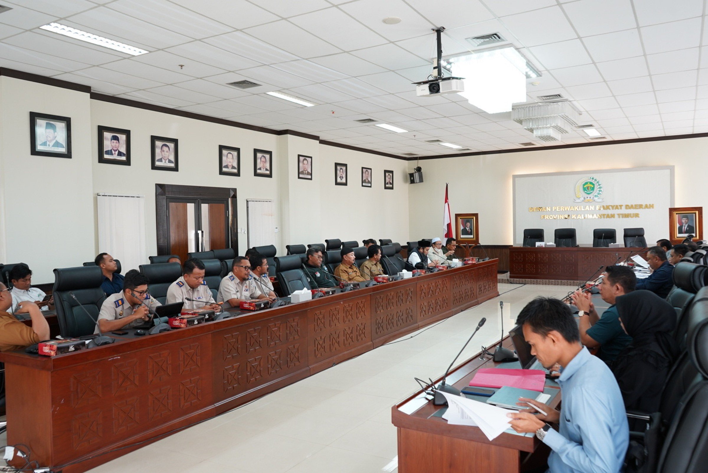 SENGKETA: Rapat Dengar Pendapat Komisi I DPRD Kaltim Terkait Sengketa Kepemilikan Tanah milik warga. (HUMAS DPRD KALTIM UNTUK BERAU POST)