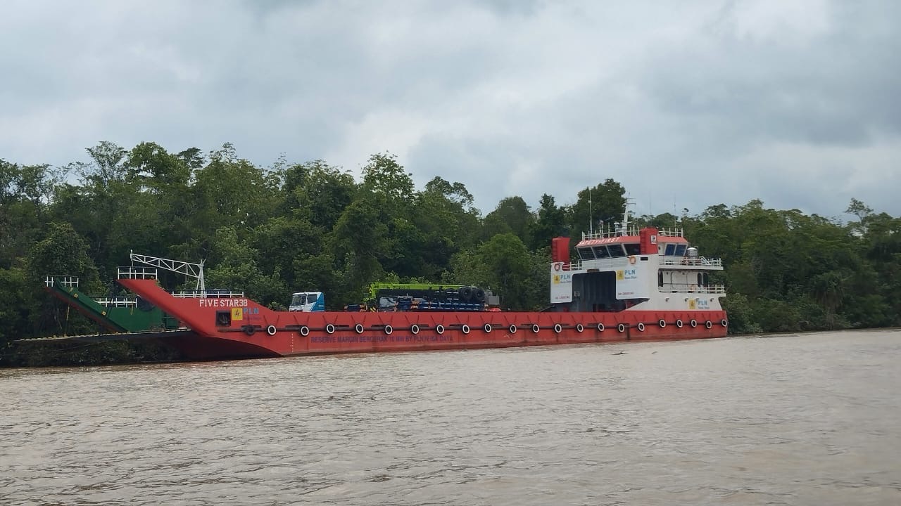 JALUR LAUT: PLN bersama stakeholder terkait masih lakukan inventarisasi mengenai rencana pembangunan interkoneksi kabel bawah laut.  (FAISAL/HRK)