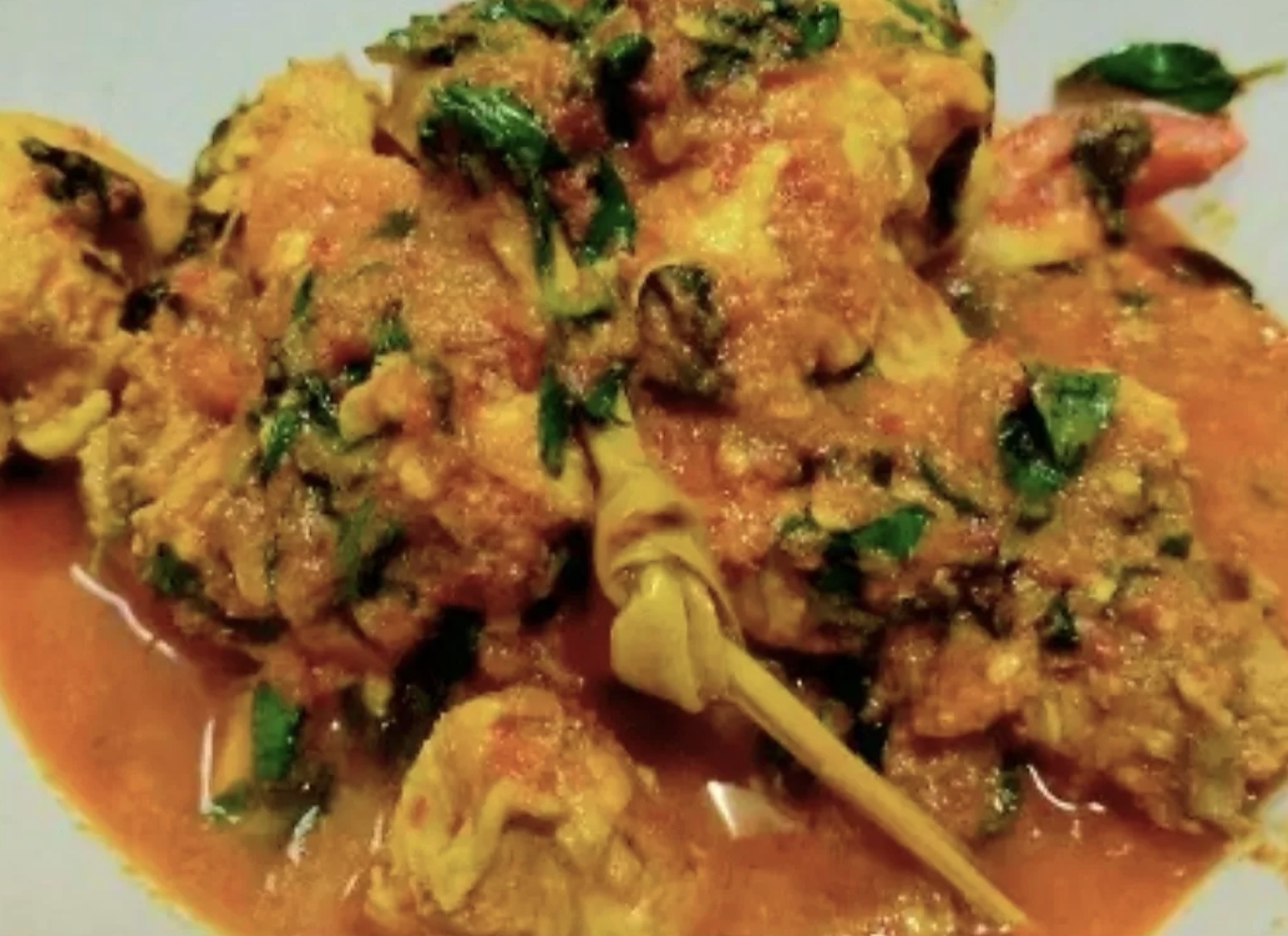 Ayam kemangi manis gurih versi sehat. Rendah gula dan aromanya wangi. (Pinterest/Masakapahariini)