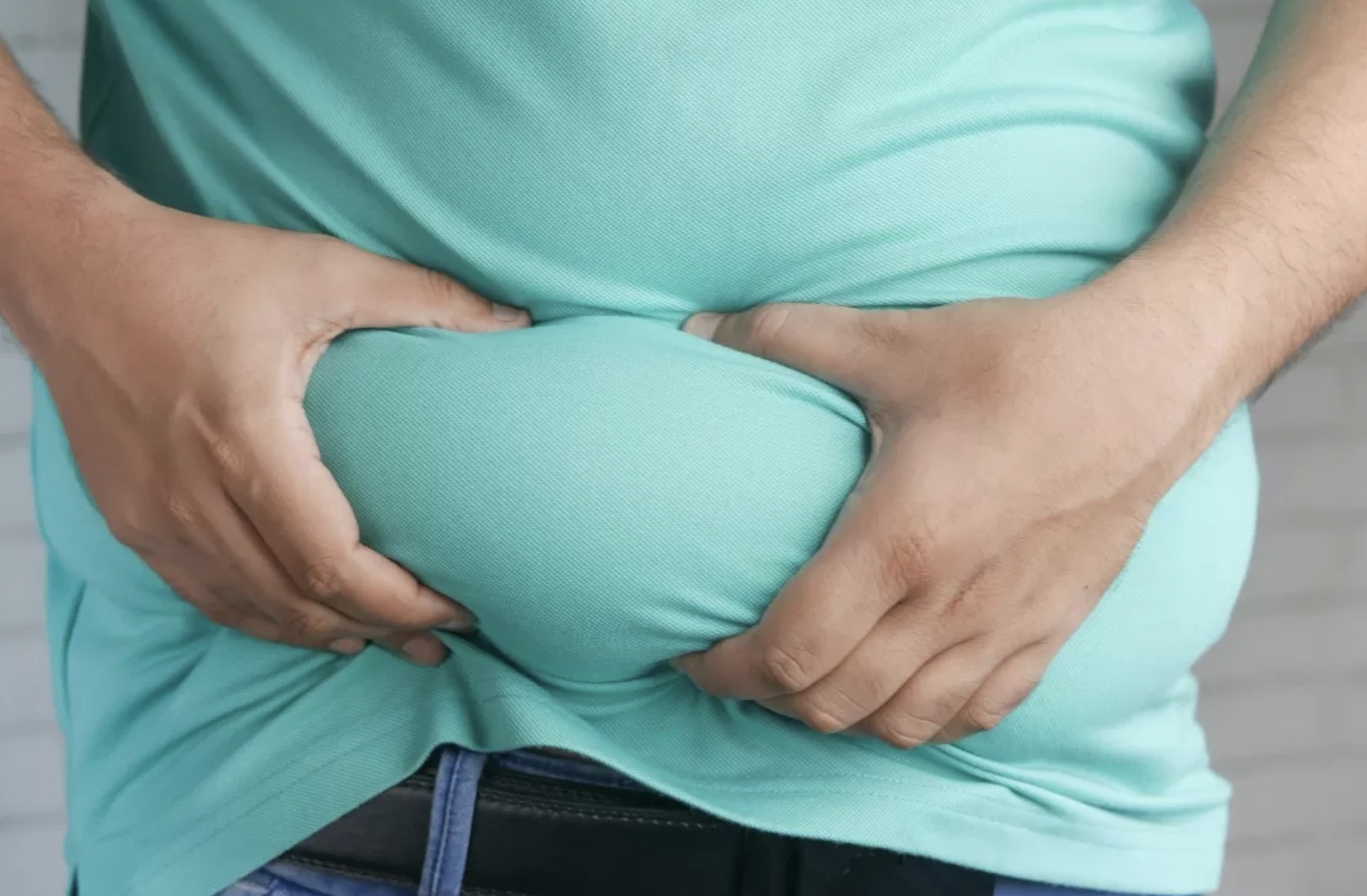 Salah satu cara mengatasi perut buncit, yaitu dengan rutin berolahraga. (Towfiqu barbhuiya/Pexels)