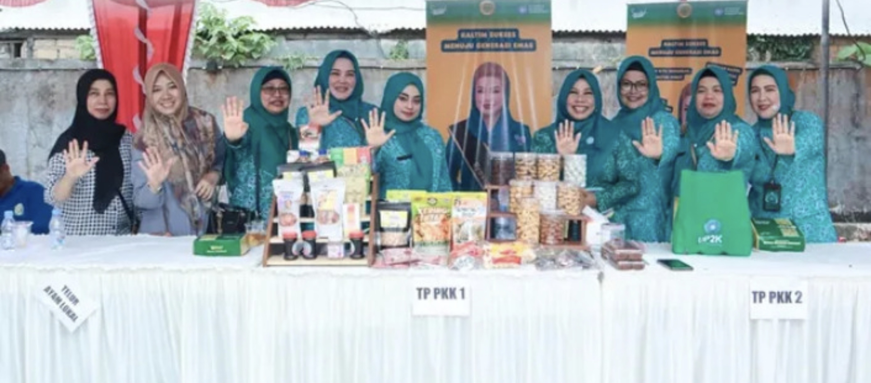 TEKAN INFLASI: TP PKK Kaltim saat mengikuti GPM yang digelar Dinas Pangan Tanaman Pangan dan Hortikultura Kaltim di Museum Kota Samarinda. (DISKOMINFO KALTIM UNTUK BERAU POST)