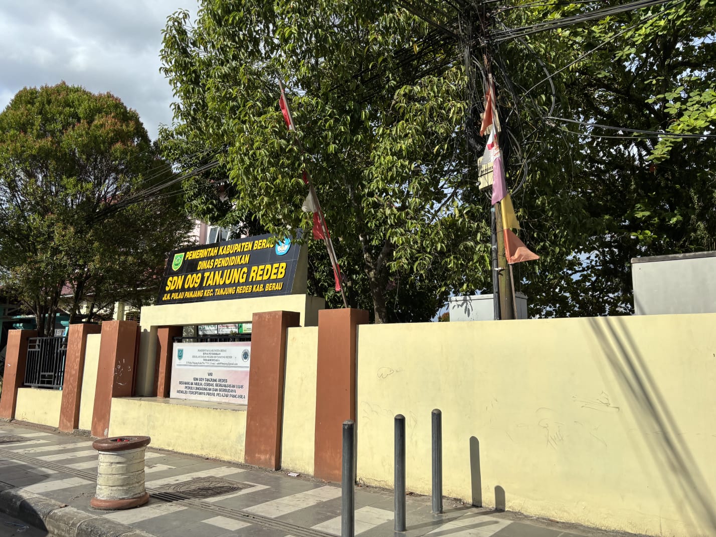BAKAL DIRELOKASI: SD 09 Tanjung Redeb akan direlokasi di Kelurahan Sungai Bedungun, lantaran berdekatan dengan SD 10 Tanjung Redeb. (IZZA/BP)
