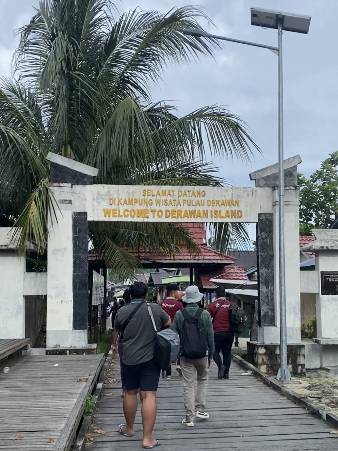 ILUSTRASI: TPS3R akan dibangun di Pulau Derawan September mendatang, sebagai upaya pengelolaan sampah yang menjadi salah satu masalah di pulau tersebut. (IZZA/BP)