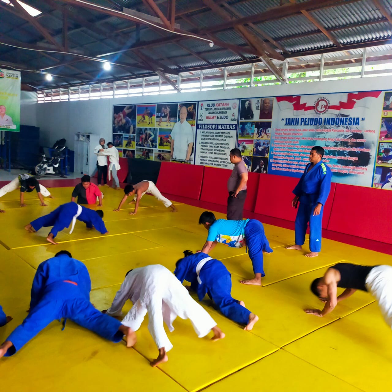 GELAR LATIHAN: Para atlet Judo Berau saat mengikuti pelatihan kemarin. (ARTA KUSUMA YUNANDA/BP)