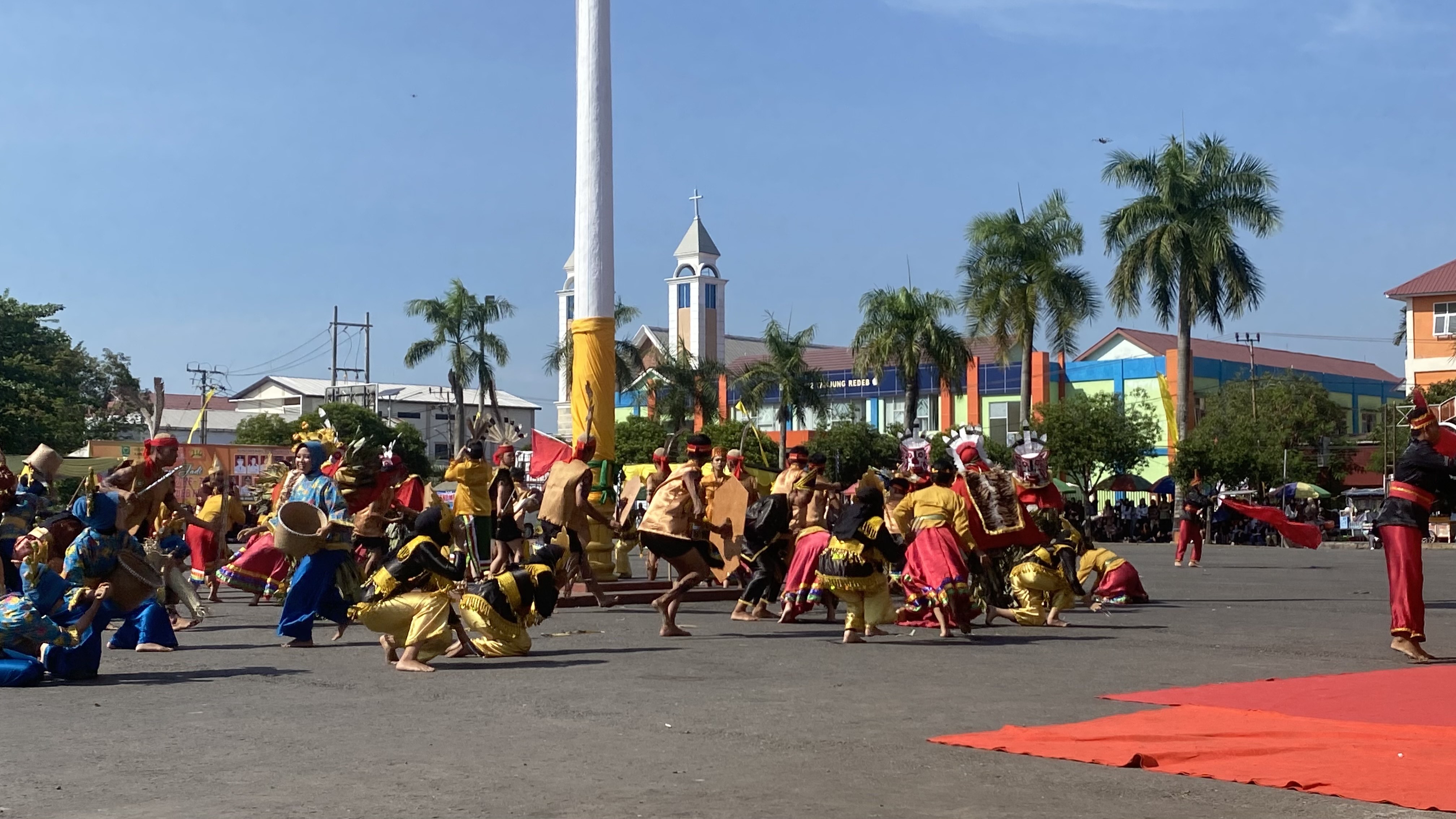 HARI JADI: Meski terdapat pembatasan, perayaan hari jadi Kabupaten Berau menjadi penantian masyarakat Berau, khususnya hiburan-hiburan yang akan dilaksanakan. (SENO/BP)