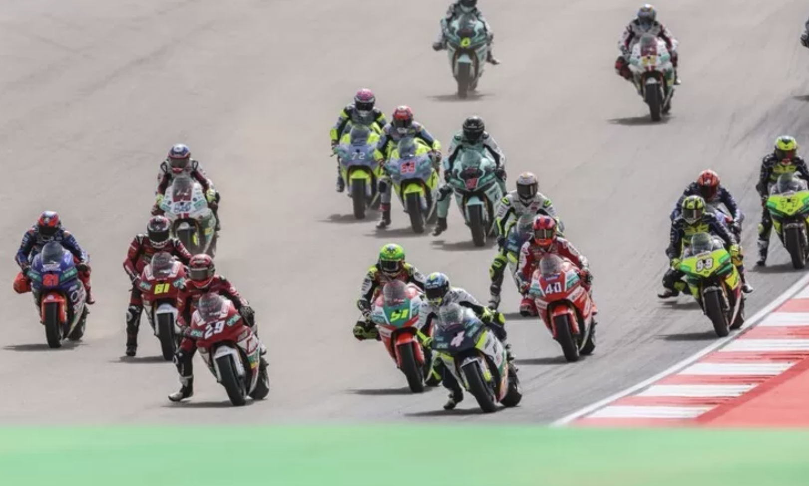 Suasana balap MotoE. (MotoGP)
