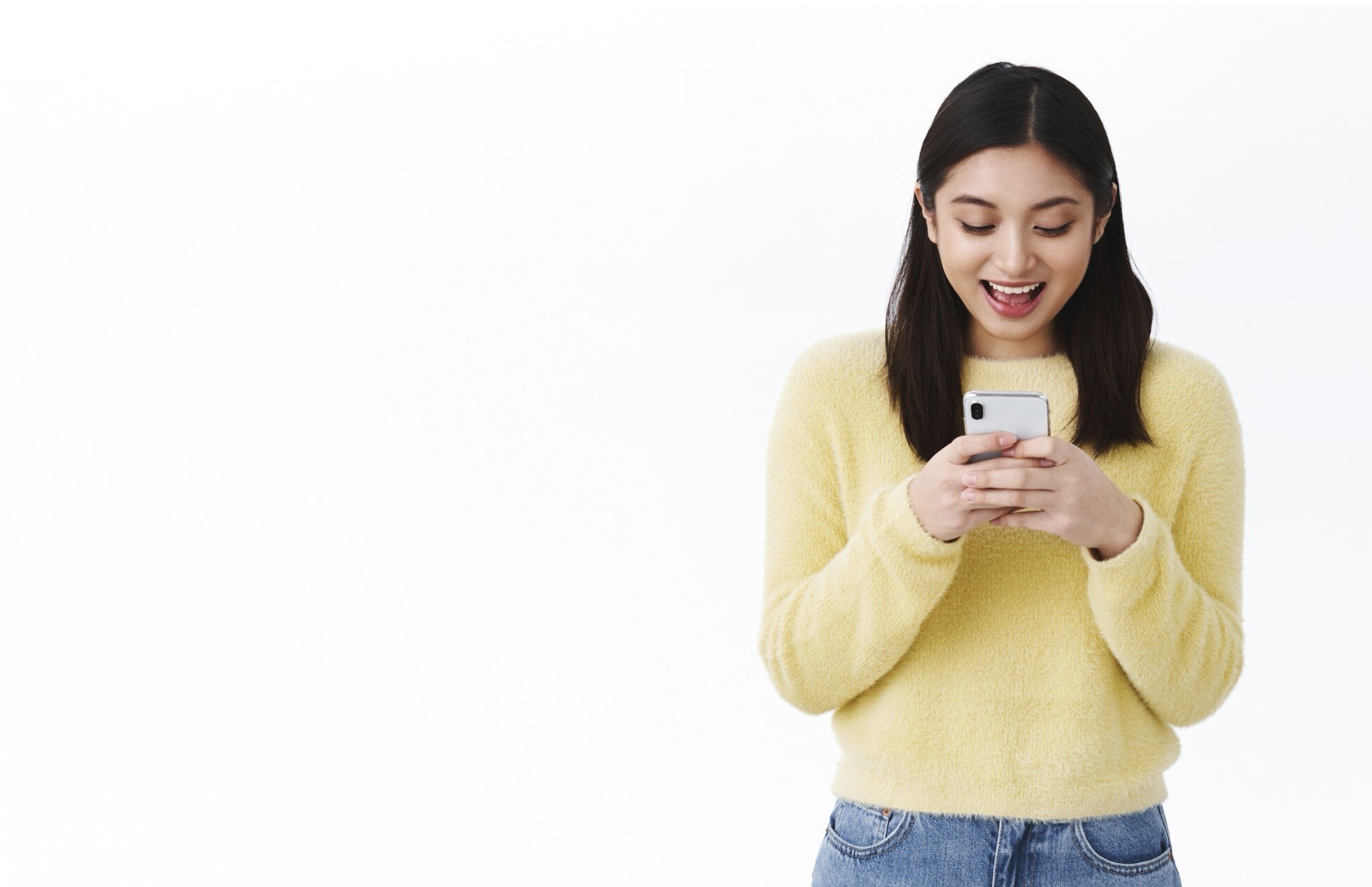 Ilustrasi membalas pesan. (Freepik)