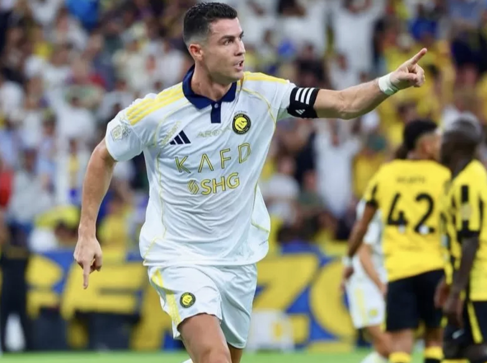 Selebrasi Ronaldo saat kontra Al Ittihad menjadi tribut penghormatan kepada sang ayah, Jose Dinis Aveiro. (Dok. Instagram Cristiano Ronaldo)