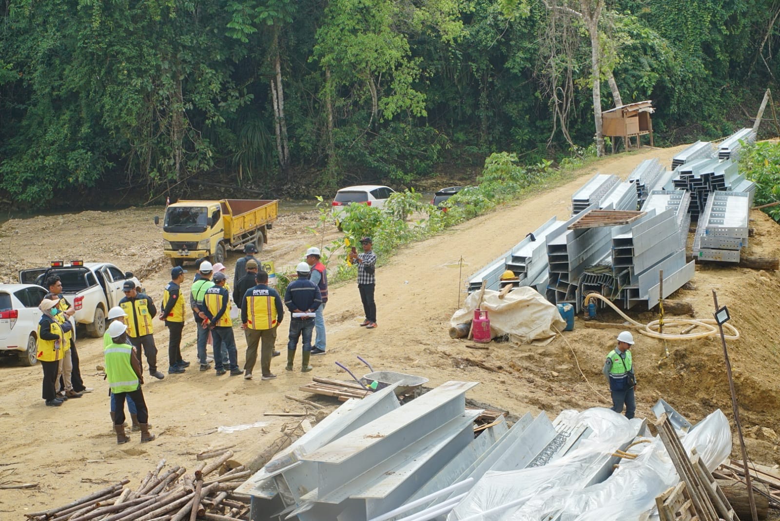 MINTA PERCEPATAN: Bupati Berau menginstruksikan jajaran OPD di Pemkab Berau bisa menyerap anggaran dengan maksimal. (SENO/BP)
