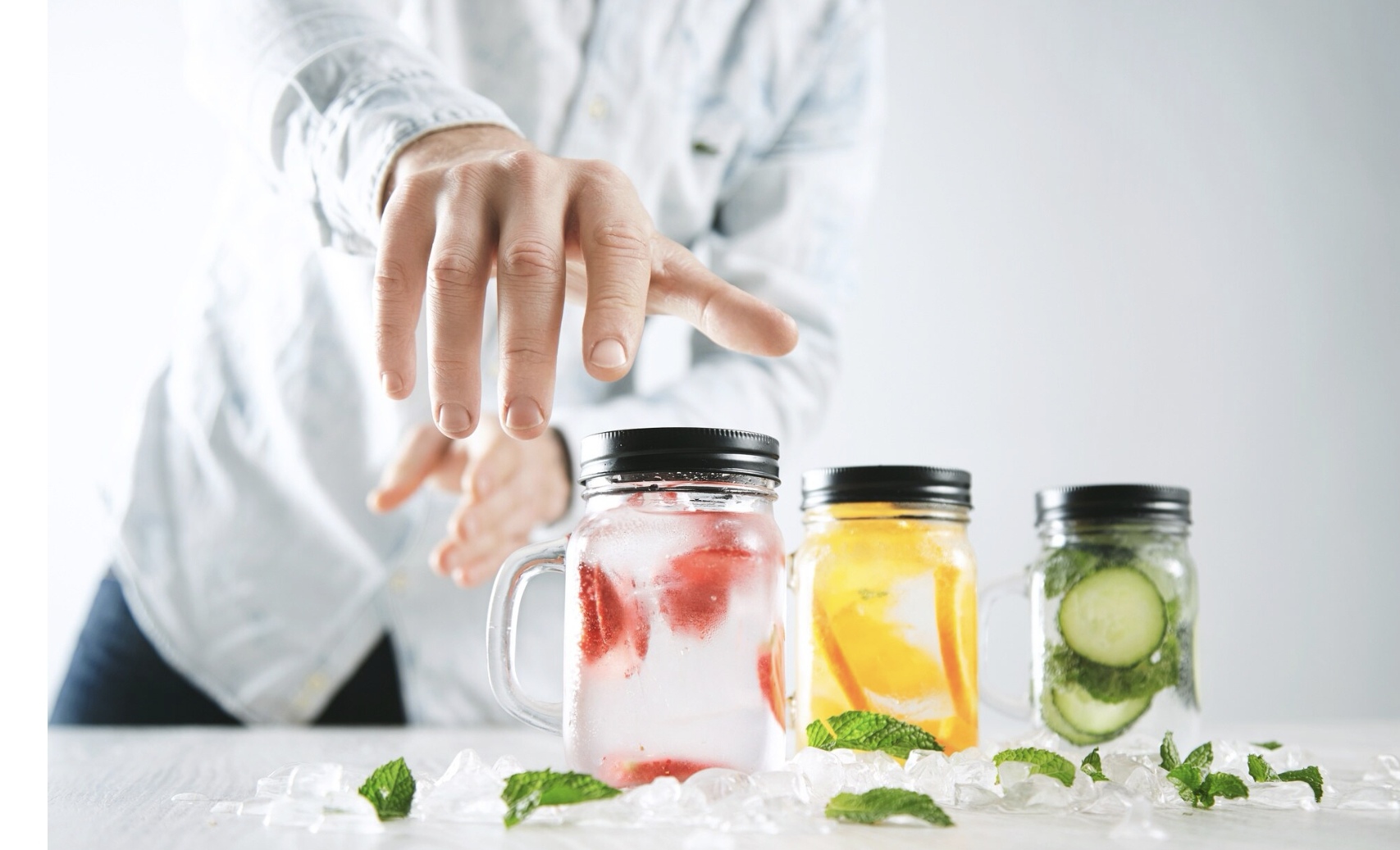 Ilustrasi infused water. (Freepik)