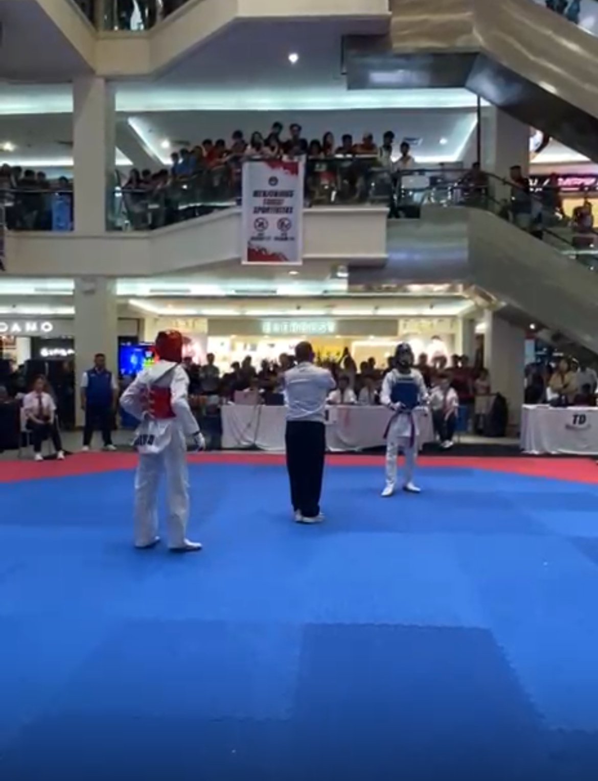 MEMBANGGAKAN: Atlet Taekwondo Kaltara menyumbangkan 4 medali emas di Kejuaraan Taekwondo Piala Gubernur Sulawesi. (EPTA KALTARA UNTUK HRK)