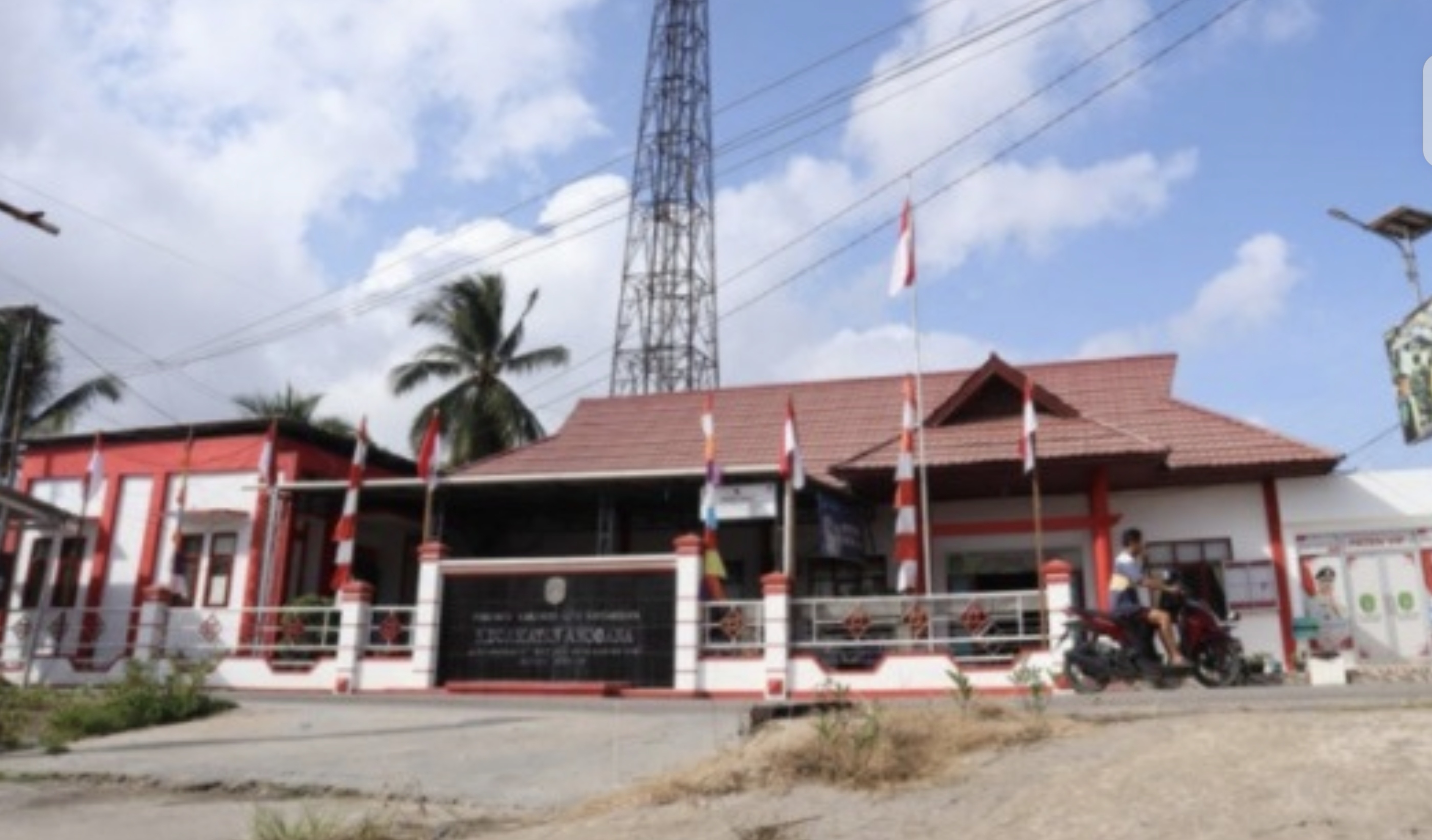 PELAYANAN: Kantor Camat Anggana menghadirkan inovasi baru. (DISKOMINFO KUKAR UNTUK BERAU POST)