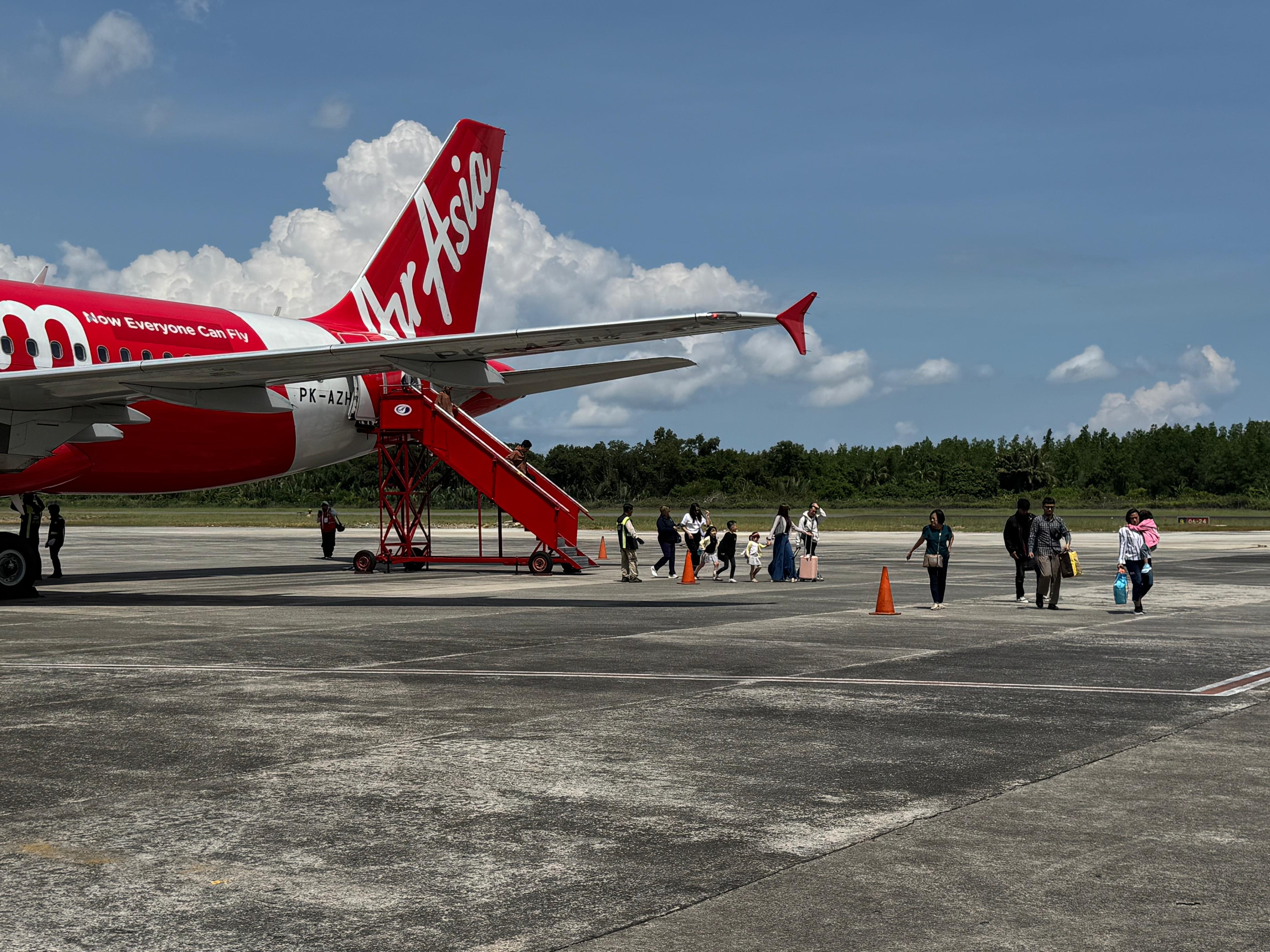 PENERBANGAN BARU: Rute penerbangan baru oleh Maskapai AirAsia diharap buka rute internasional. (HRK)