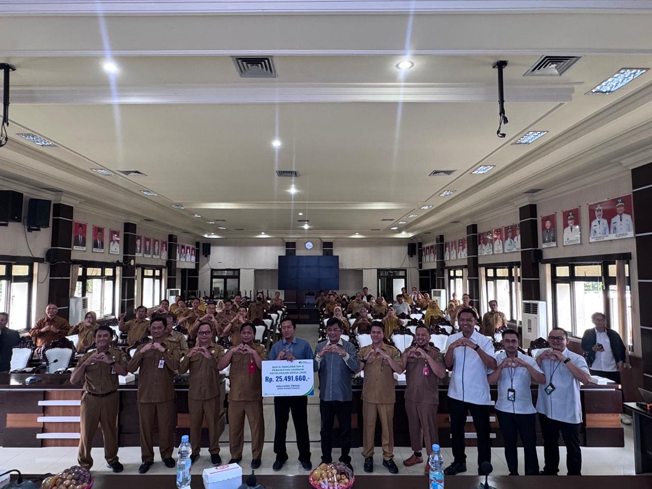 PERLINDUNGAN: BPJS Ketenagakerjaan Berau mengingatkan semua pekerja di sektor konstruksi yang bekerja di proyek pemerintah maupun swasta untuk mendapatkan perlindungan. (BPJS KETENAGAKERJAAN UNTUK BP)