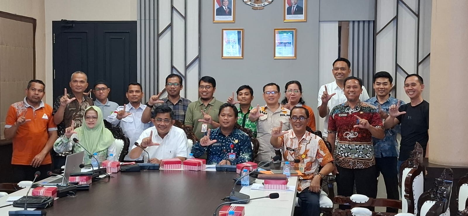 PERKUAT KOMITMEN: BPJS Ketenagakerjaan Cabang Berau bersama Pemkab Berau sepakat untuk memperkuat jaminan sosial ketenagakerjaan untuk peningkatan UCJ bagi masyarakat. (BPJS KETENAGAKERJAAN UNTUK BP)