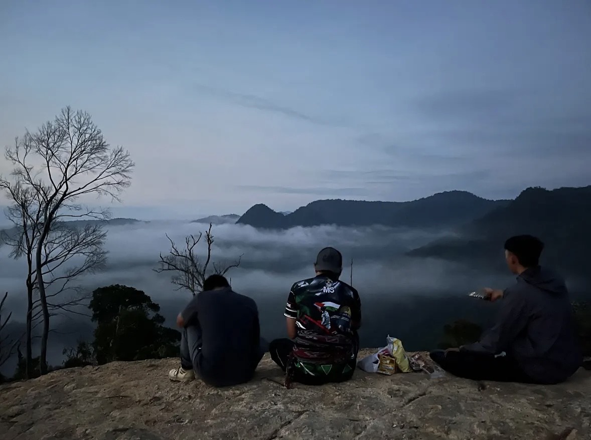 DITUTUP SEMENTARA: Pemerintah Kampung Tepian Buah memutuskan untuk menutup sementara destinasi wisata Gunung Mincau karena akan dilakukan pembenahan. (PEMKAM TEPIAN BUAH UNTUK BERAU POST)