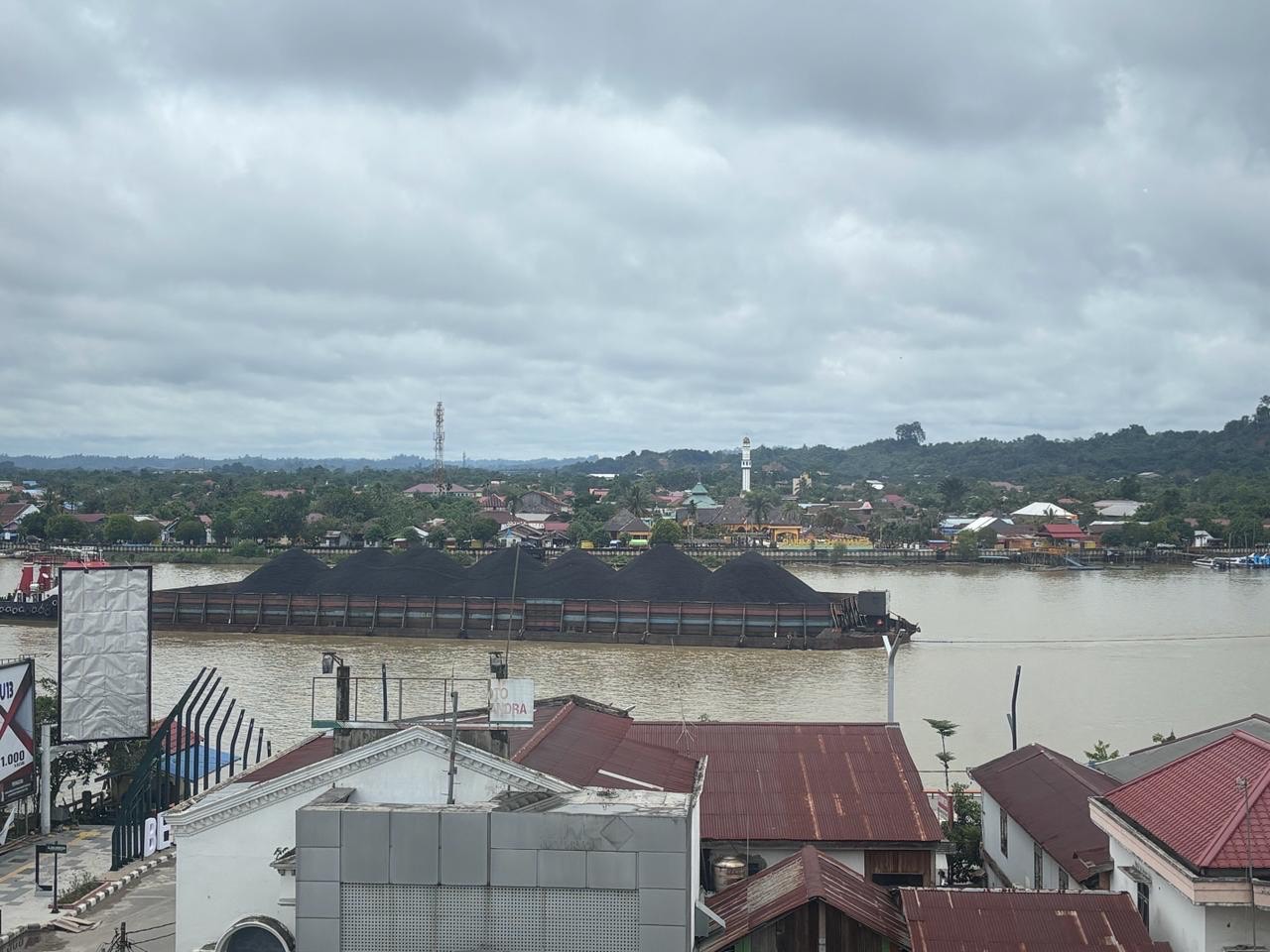MINTA RASIONALISASI: Kontribusi Kaltim yang tidak kecil terhadap APBN dari sektor SDA, harus jadi pertimbangan sebelum pemangkasan TKD terjadi di Kaltim termasuk di Berau. (SENO/BP)