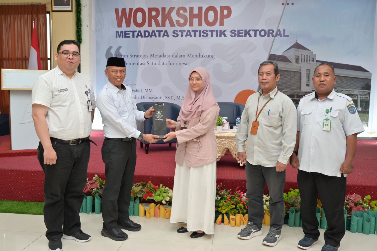 DUA HARI: Pelaksanaan Workshop Metadata Statistik Sektoral dilaksanakan Diskominfo Bontang selama dua hari di Hotel Bintang Sintuk. (KMF-FIRMANZA UNTUK BERAU POST)