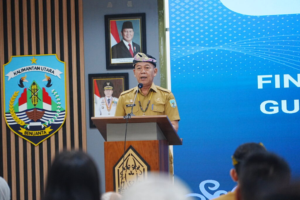 PERDA: Asisten Bidang Pemerintahan dan Kesejahteraan Rakyat Setdaprov Kaltara Datu Iqro Ramadhan, membuka Lokakarya Finalisasi Rancangan Akhir Peraturan Gubernur tentang Pelaksanaan Perda 17/2024.