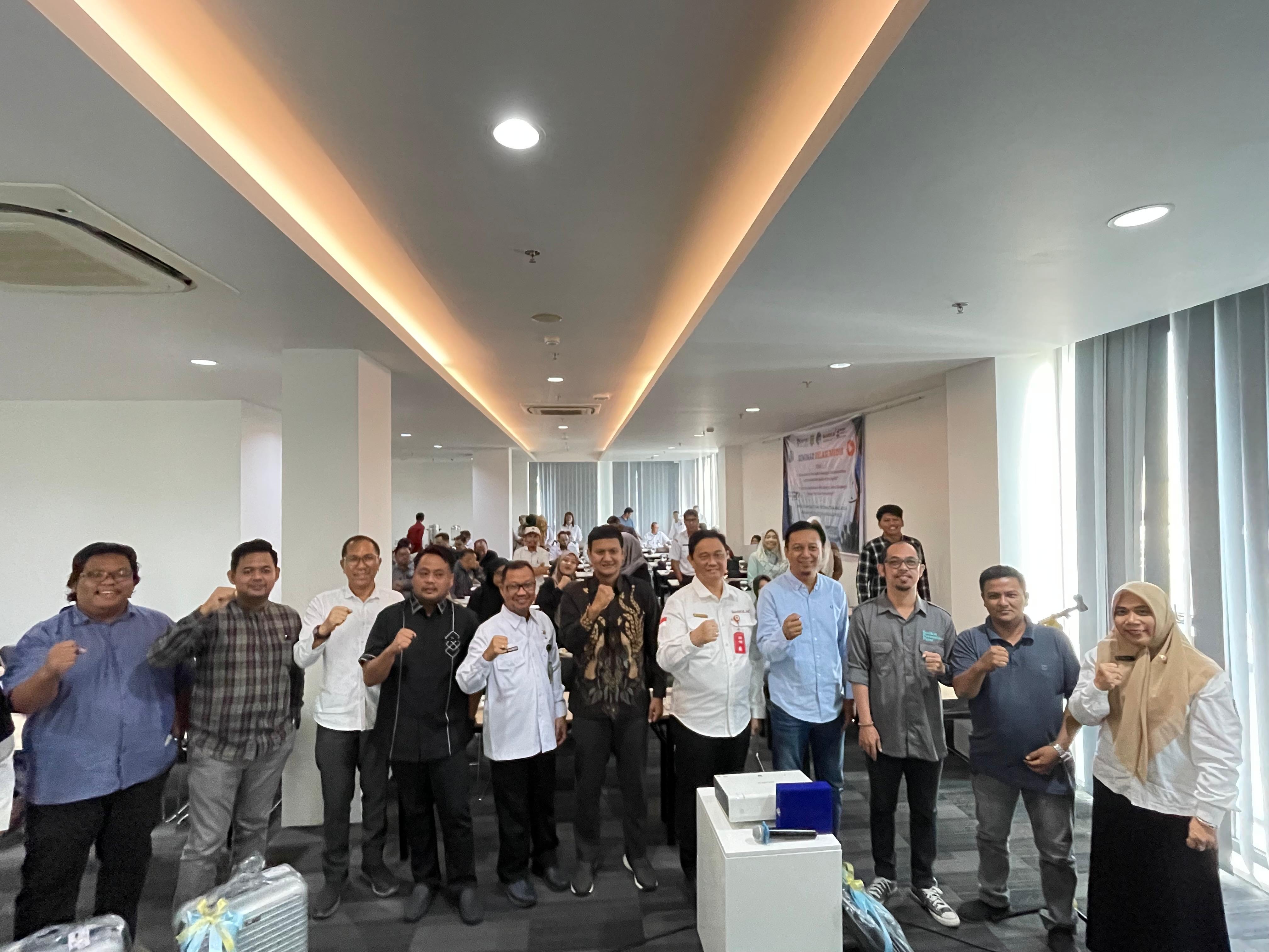 TINGKATKAN PROFESIONALITAS: Diskominfo Berau melaksanakan Seminar Relasi Media dengan tujuan memperkuat kerja pers secara profesional di lapangan. (SENO/BP)