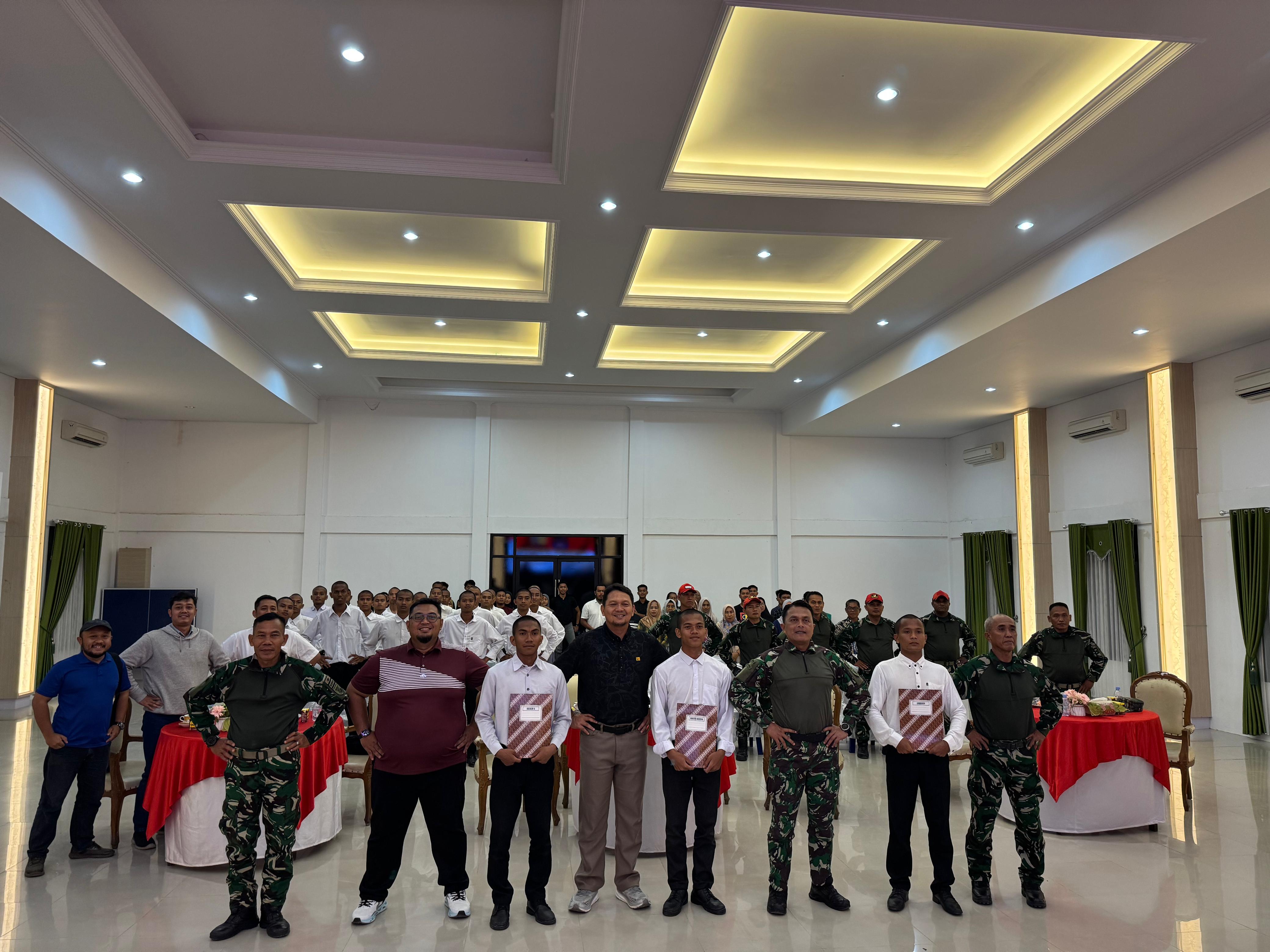PELATIHAN: Para peserta pelatihan Bintalsik berfoto bersama. (PAMA UNTUK BERAU POST)