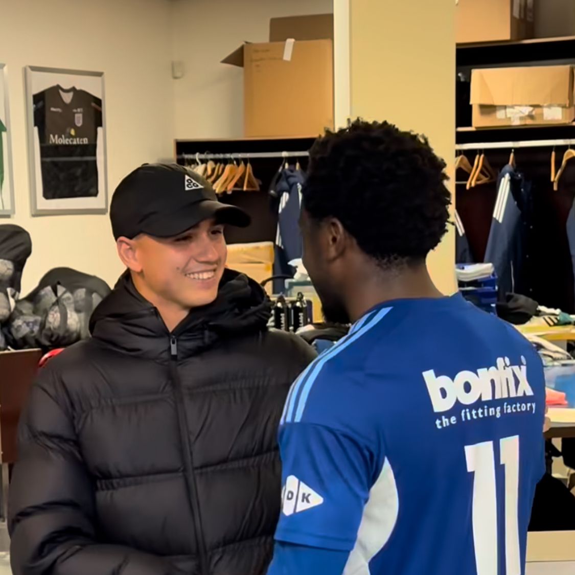Bek Persib Bandung Eliano Reijnders kembali ke PEC Zwolle. (Instagram: @peczwolle)