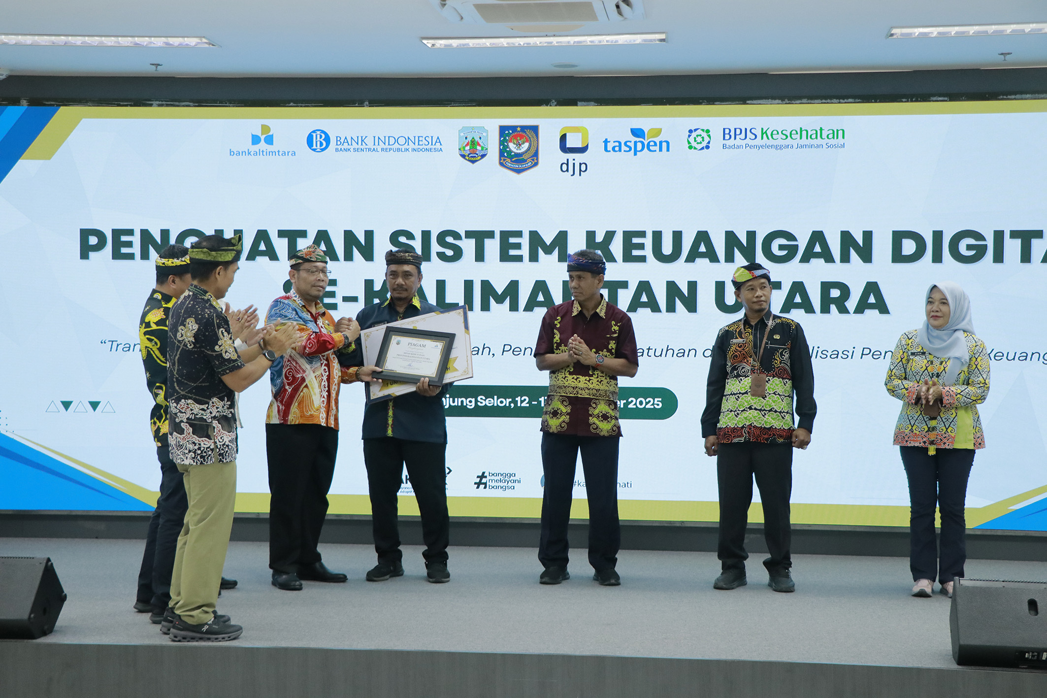 DIGITALISASI: Pemprov Kaltara berupaya memperkuat tata kelola keuangan daerah dengan system KKPD dan digitalisasi transaksi. (FAISAL/HRK)
