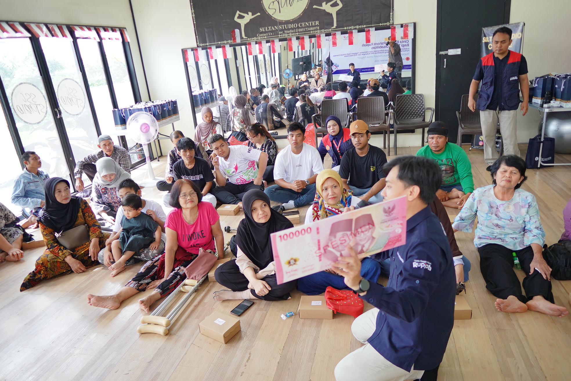 EDUKASI RUPIAH: KPwBI Kaltara melakukan edukasi rupiah ke penyandang disabilitas di Kabupaten Bulungan. (KPwBI KALTARA UNTUK HRK)