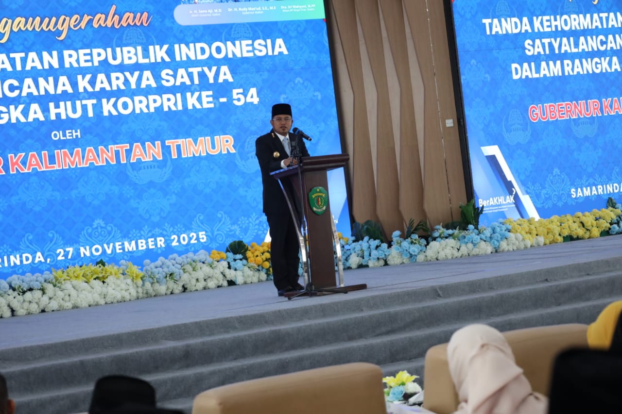 PELAYANAN PUBLIK: Gubernur Kaltim Rudy Mas&rsquo;ud menekankan pentingnya peningkatan kapasitas ASN melalui pendidikan lanjutan. (DISKOMINFO KALTIM UNTUK BERAU POST)